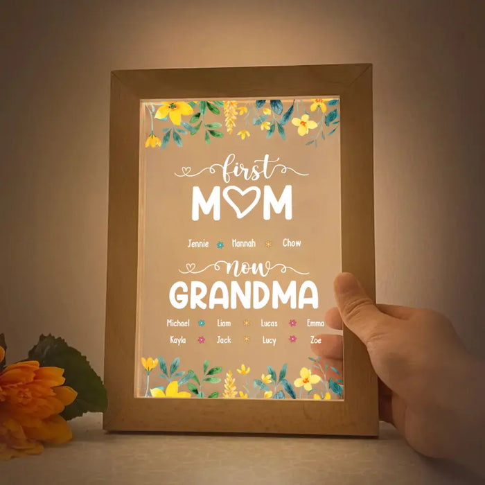 First Mom Now Grandma with Grandkids Name - Personalized Gifts Custom Frame Lamp for Mom, Mother's Day Gift