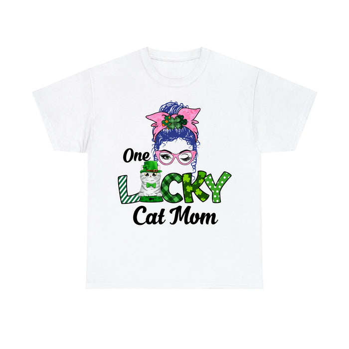 Personalized One Lucky Cat Mom Shirt, Custom St Patricks Day Cat Mom Shirt for Cat Lovers