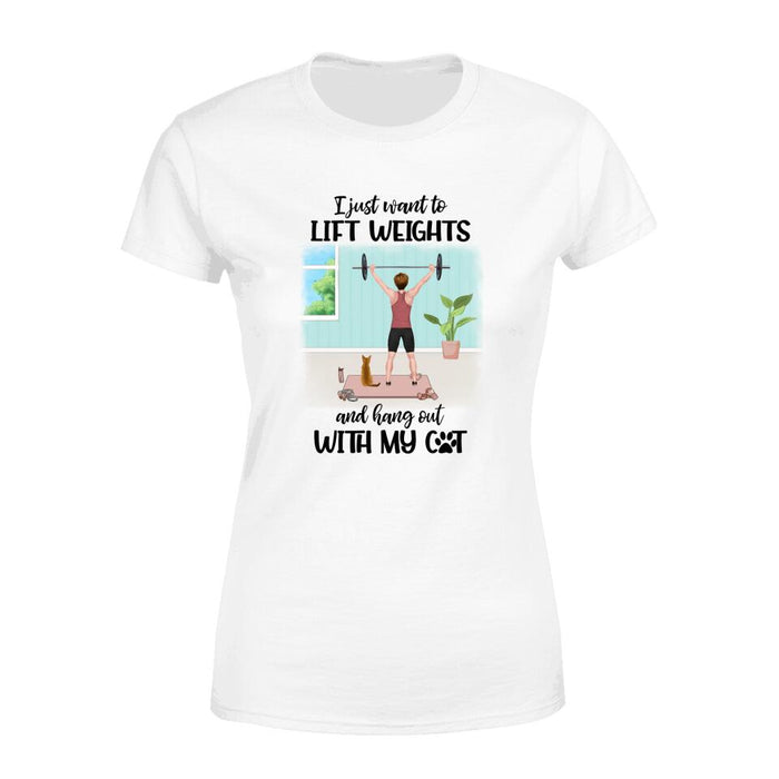 Personalized T-shirt, Woman Lifts Weights With Cats, Gift for Cat Lovers, Fitness Lovers